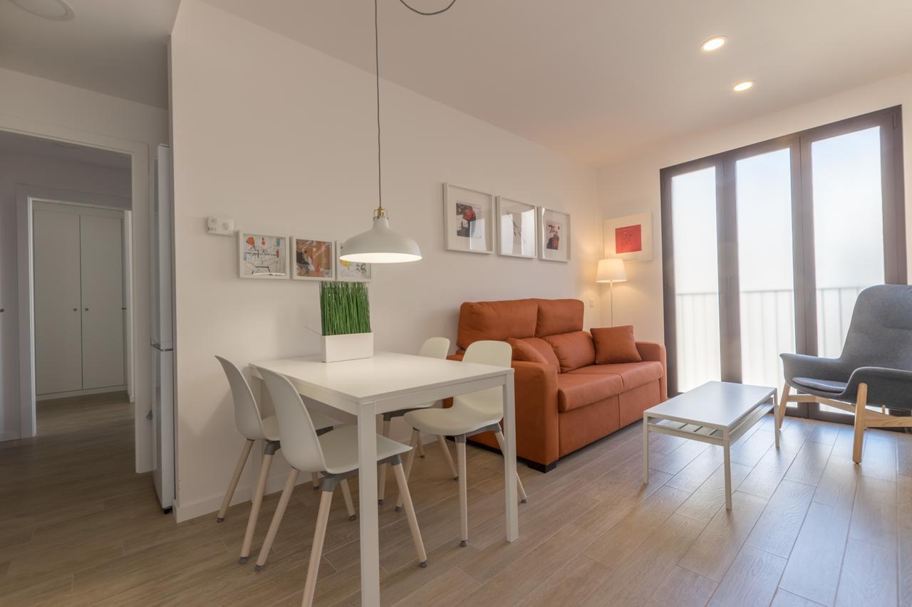 Apartments Madrina Valencia Exterior photo