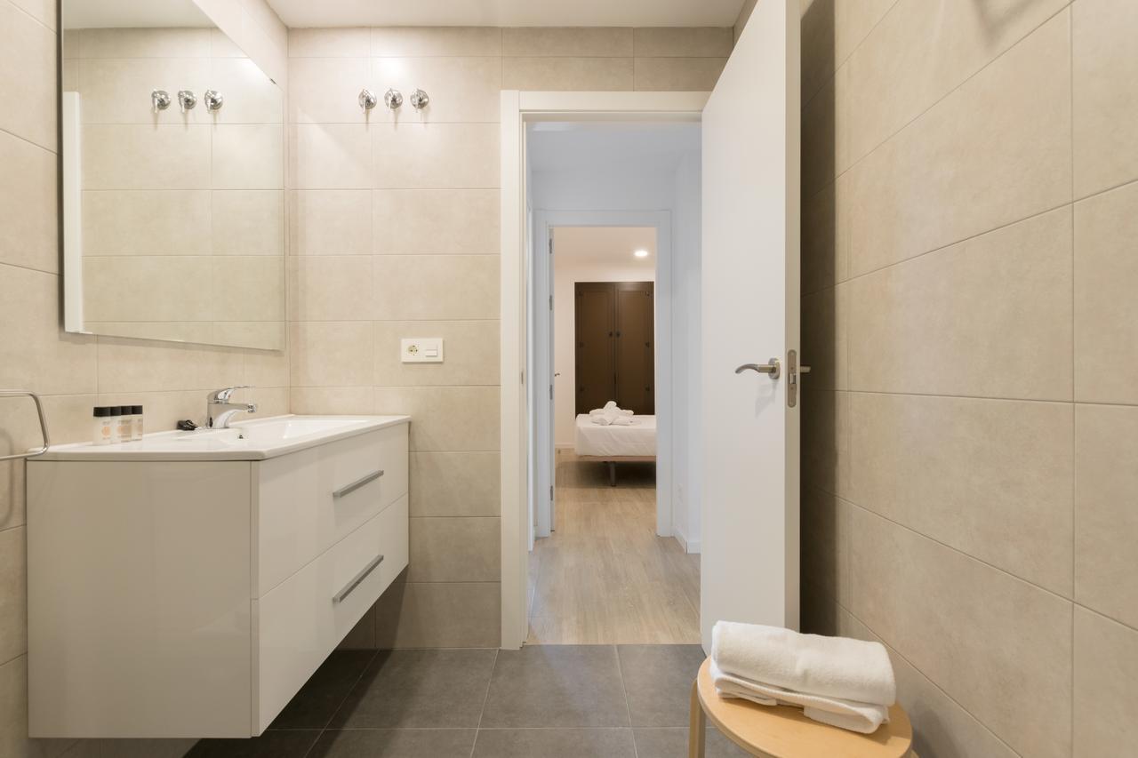 Apartments Madrina Valencia Exterior photo