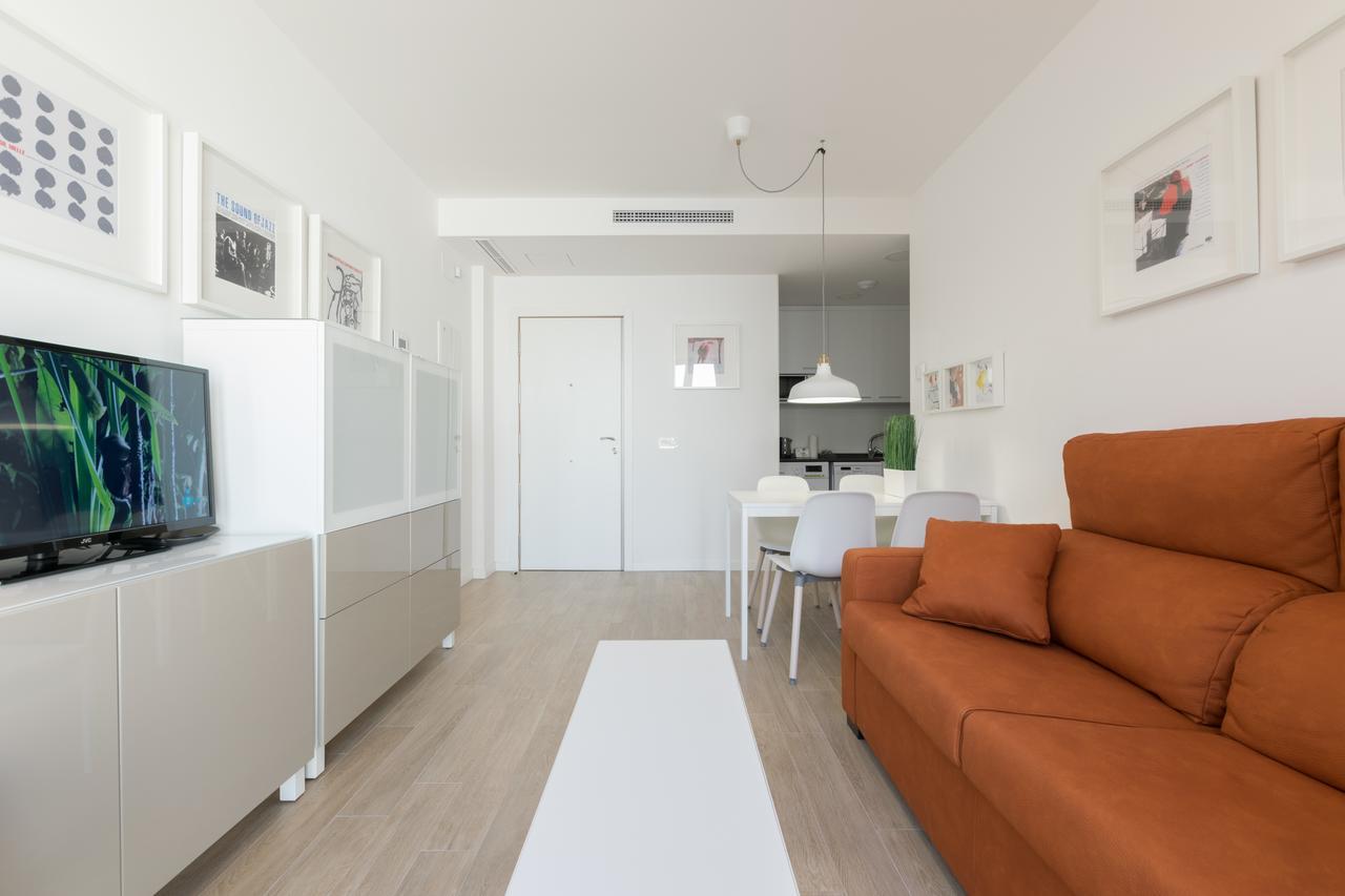 Apartments Madrina Valencia Exterior photo