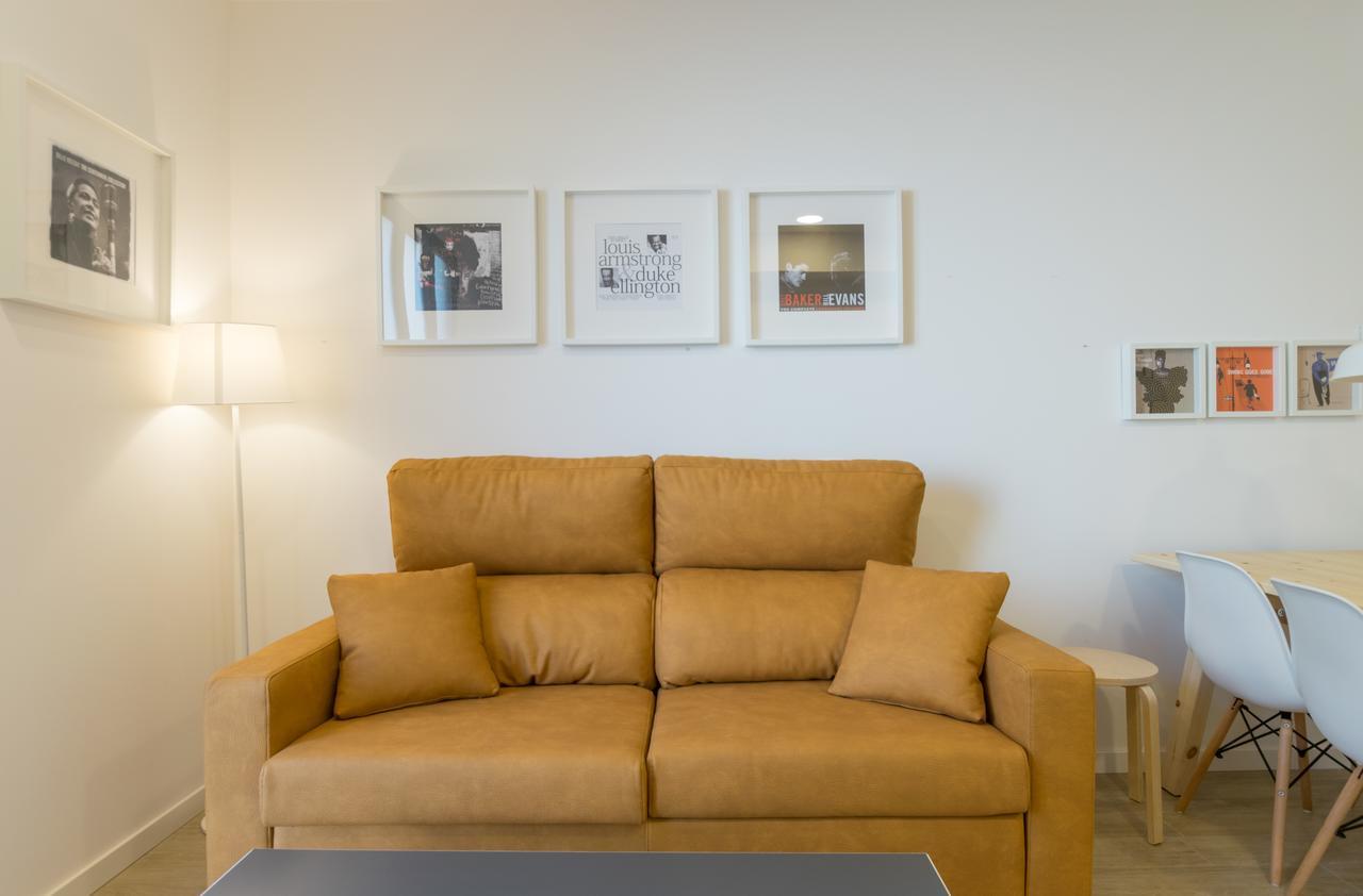 Apartments Madrina Valencia Exterior photo
