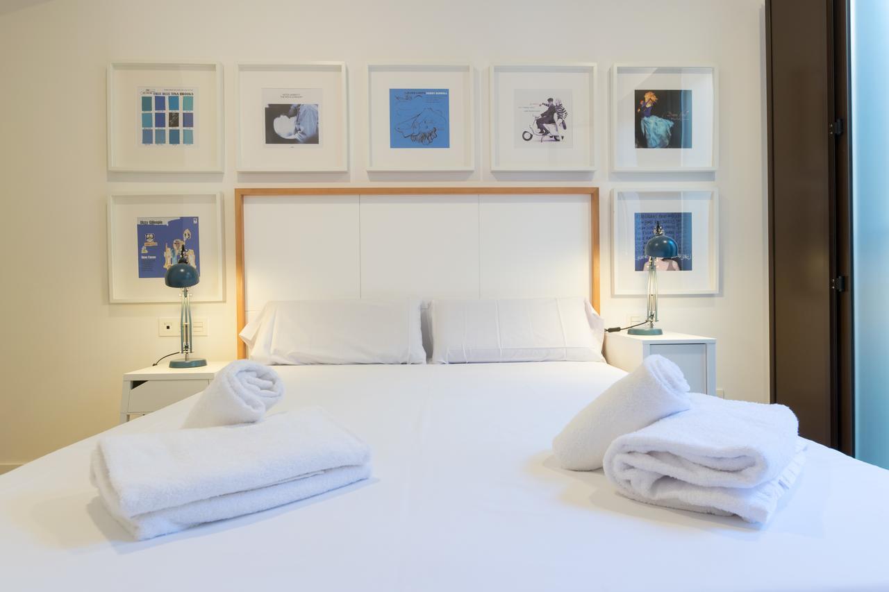 Apartments Madrina Valencia Exterior photo