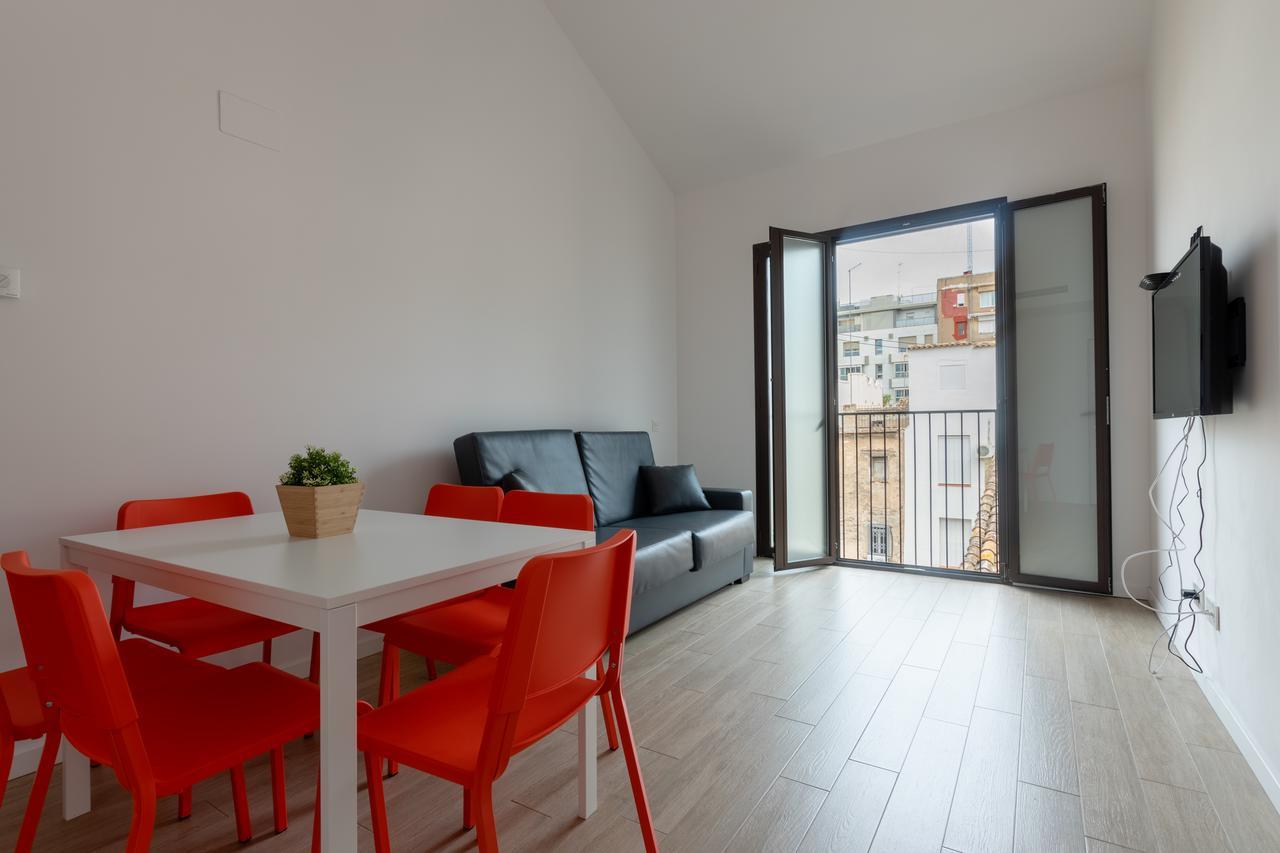 Apartments Madrina Valencia Exterior photo
