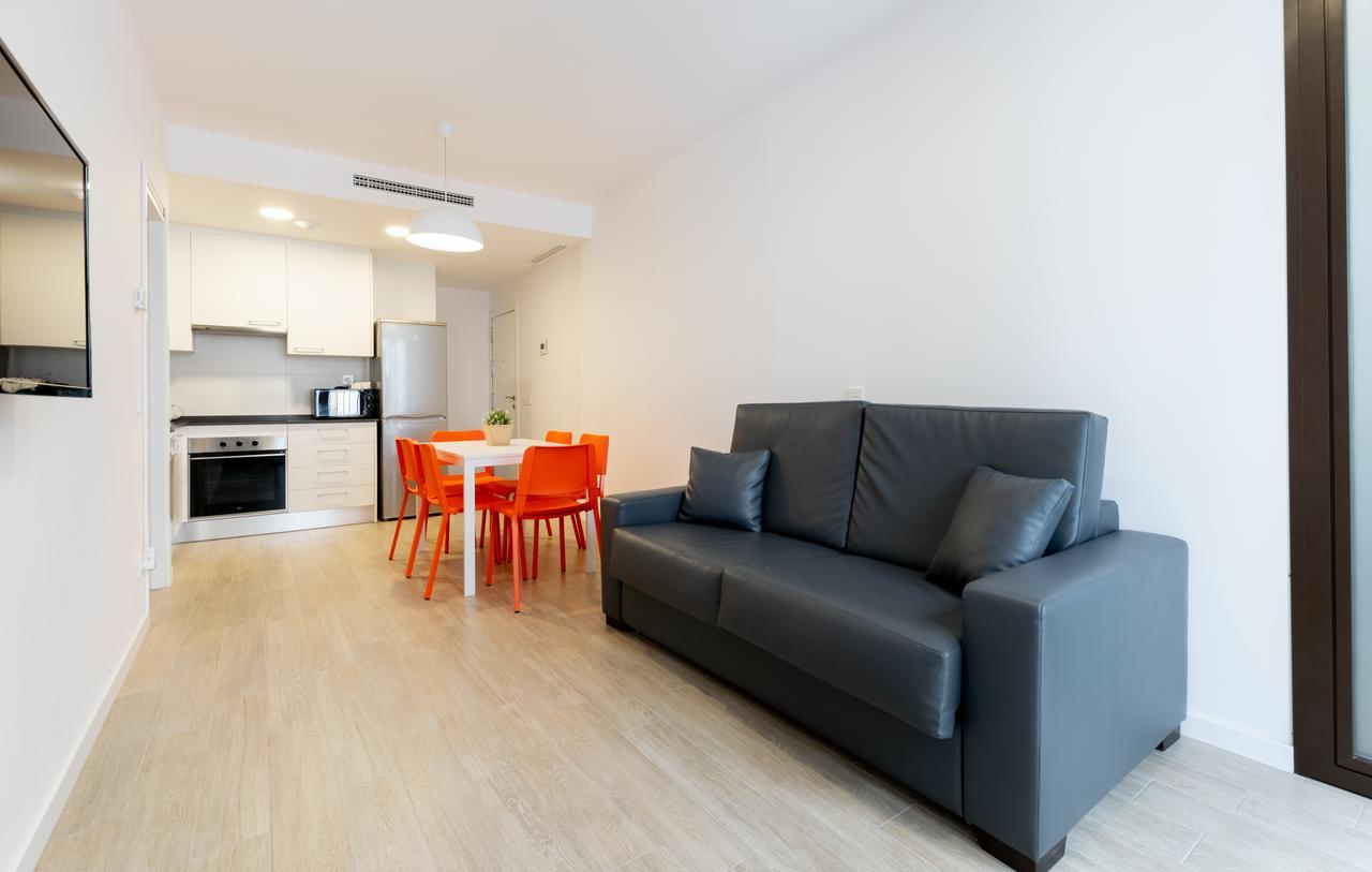 Apartments Madrina Valencia Exterior photo